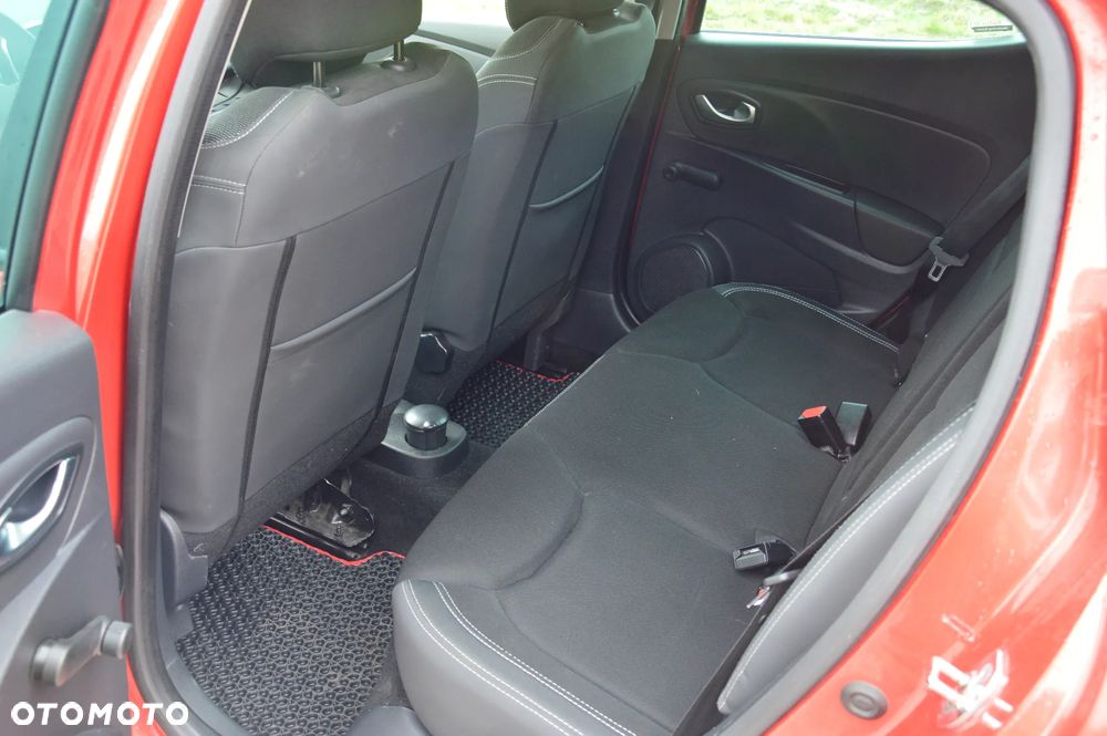 Renault Clio - 14