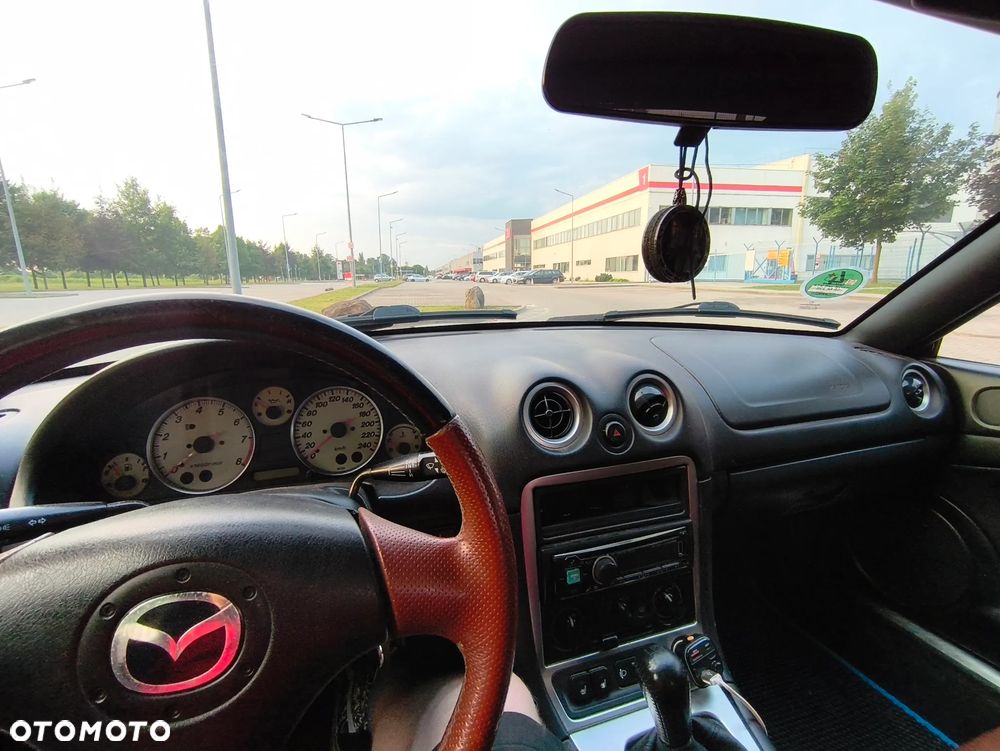 Mazda MX-5 1.6 16V - 18