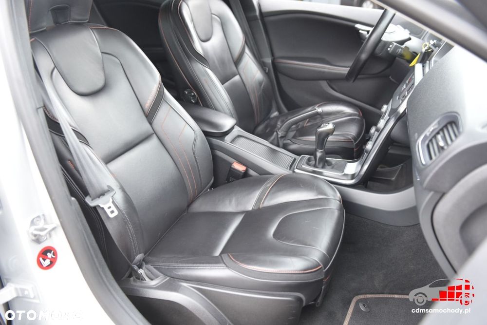Volvo V40 - 22