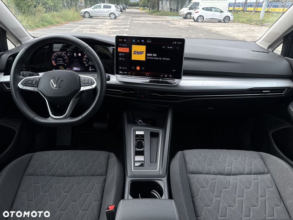 Volkswagen Golf 1.5 eTSI mHEV Life DSG - 11