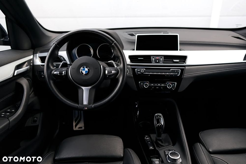 BMW X1 xDrive25i M Sport - 24
