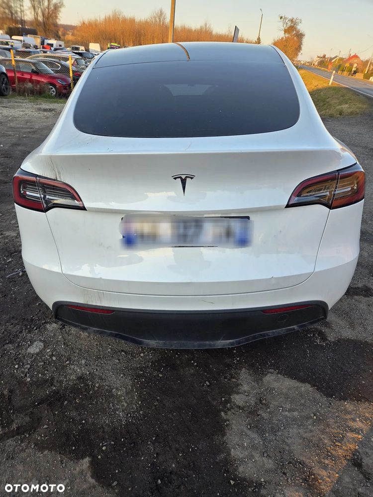 Tesla Y RWD - 3