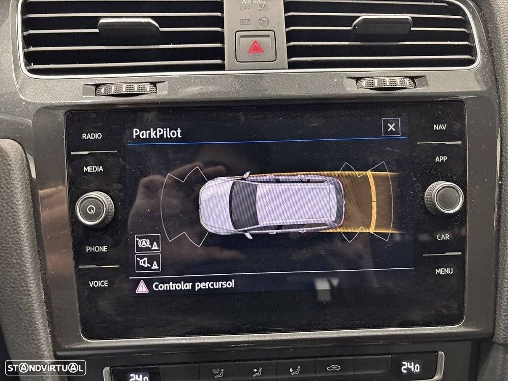 VW Golf 1.6 TDI Confortline - 18