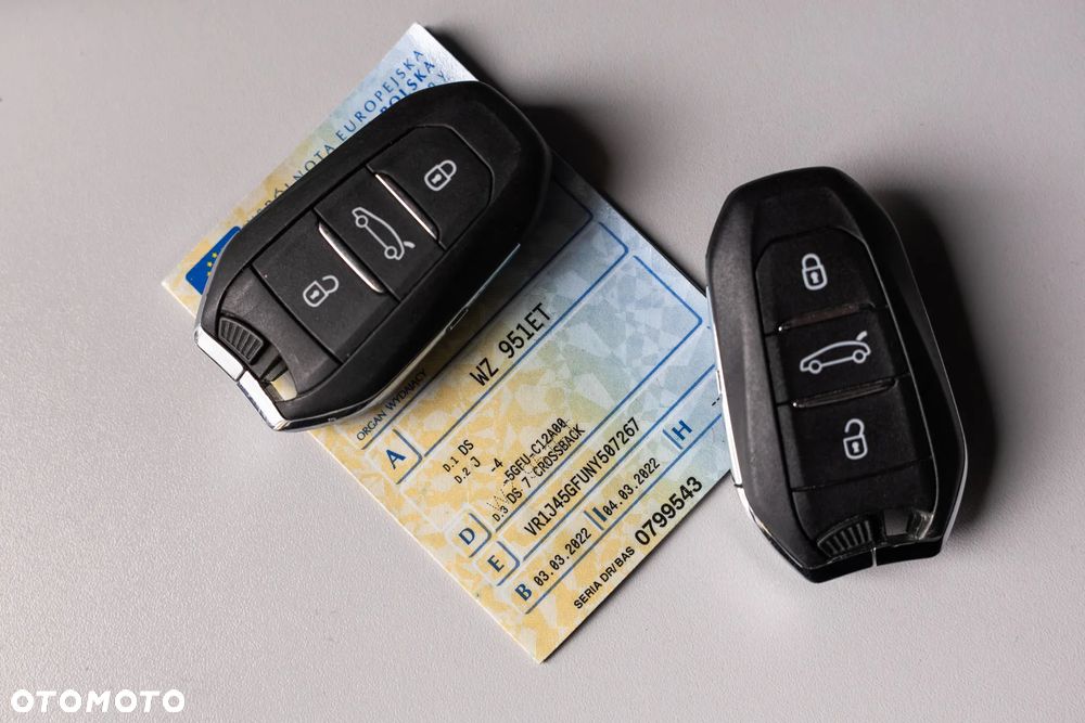 DS Automobiles DS 7 Crossback 1.6 PureTech Performance Line + - 40