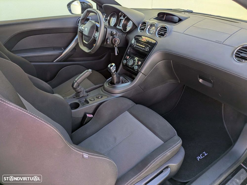 Peugeot RCZ 1.6 THP - 9