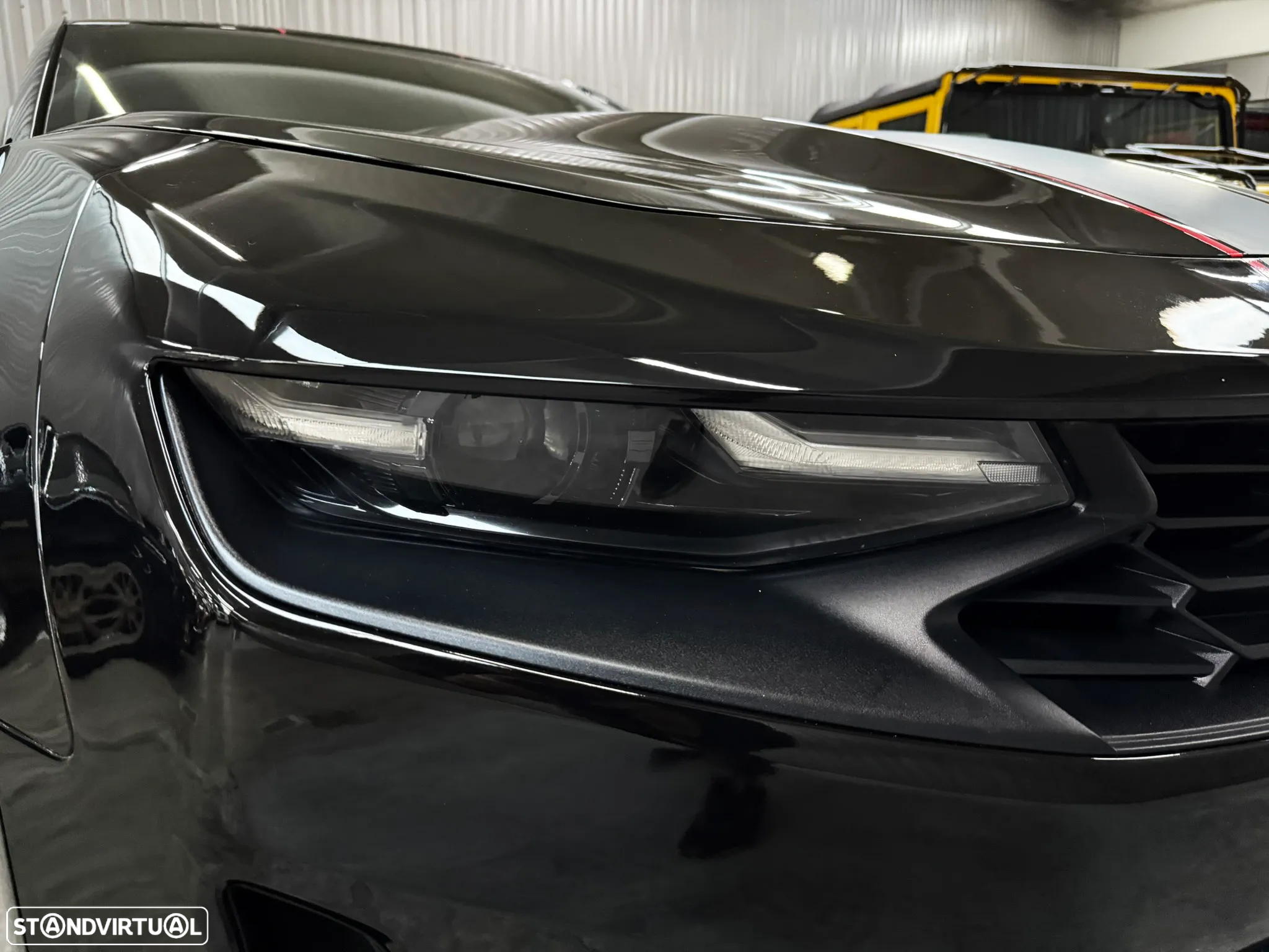 Chevrolet Camaro Coupe 2.0 Aut. - 49