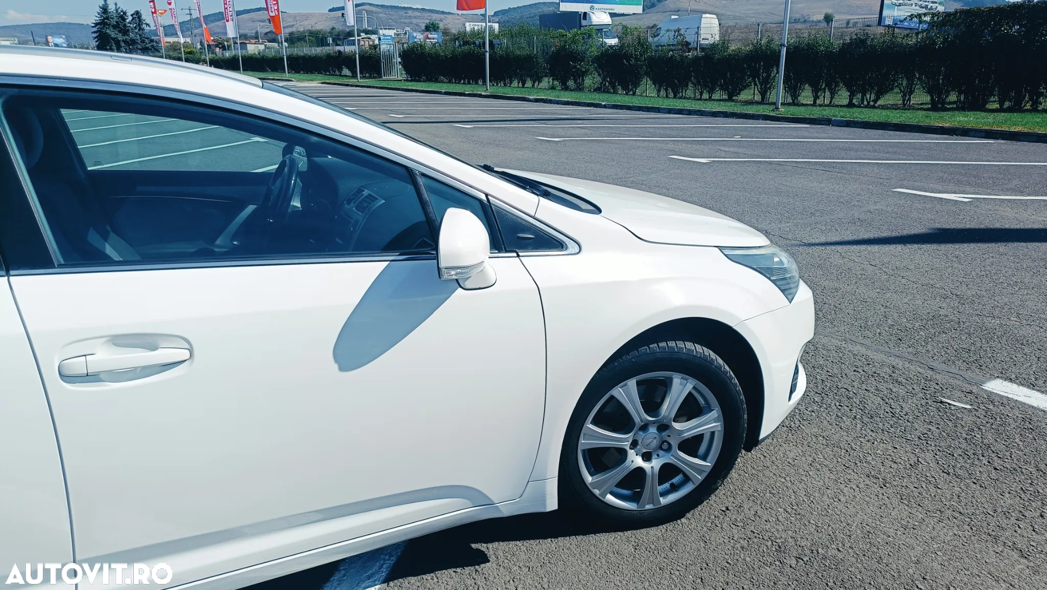 Toyota Avensis - 6