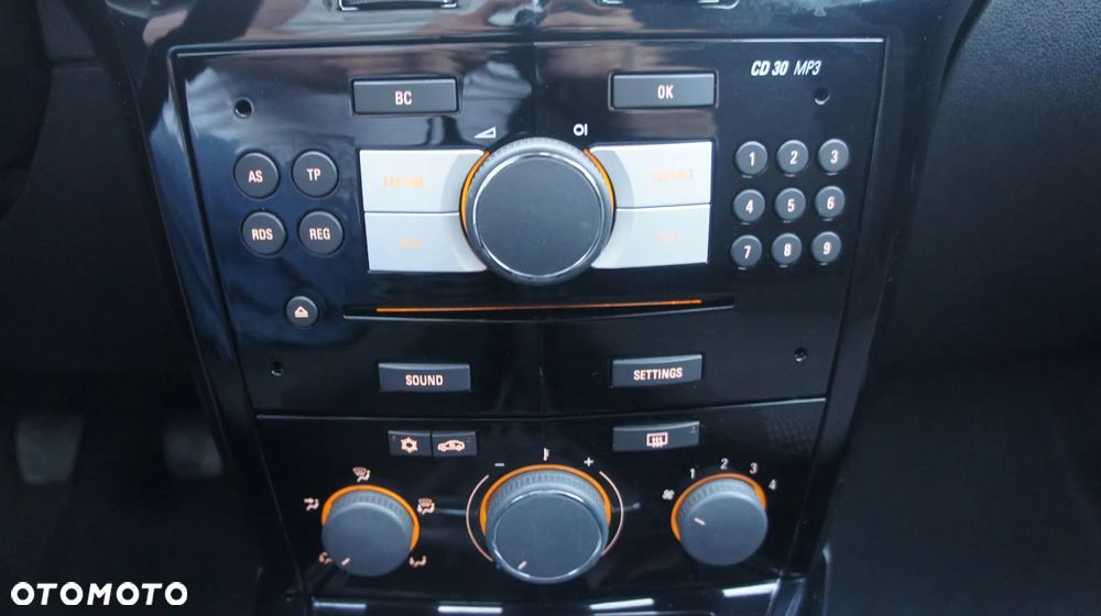 Opel Astra 1.8 Edition - 24