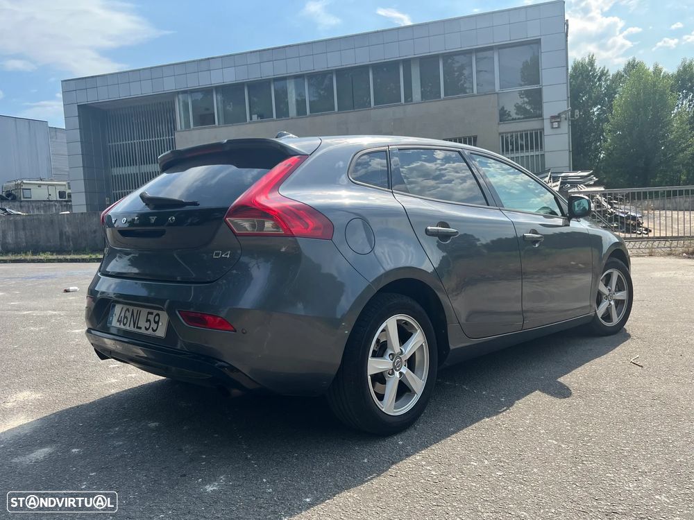 Volvo V40 2.0 D4 Summum - 6
