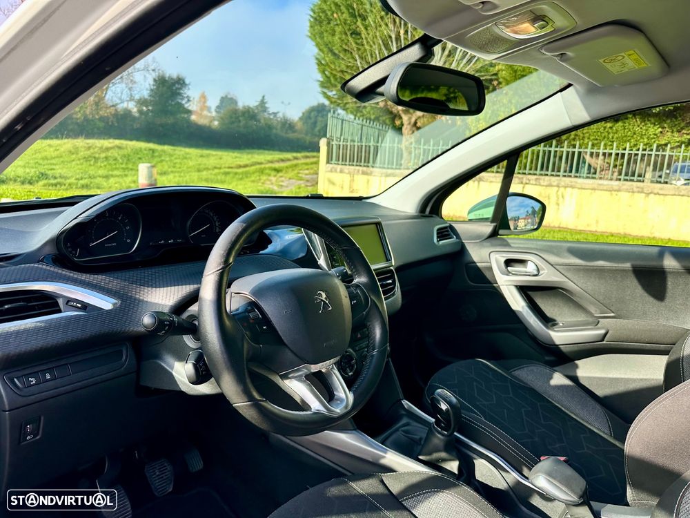 Peugeot 2008 1.6 BlueHDi Style - 20