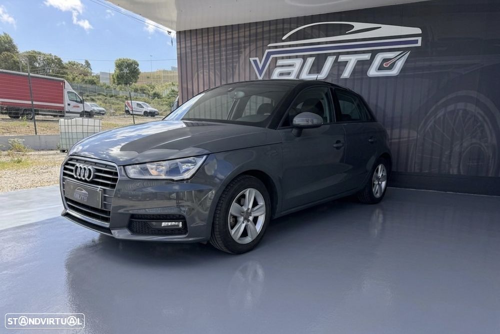 Audi A1 Sportback 1.6 TDI S-line - 11
