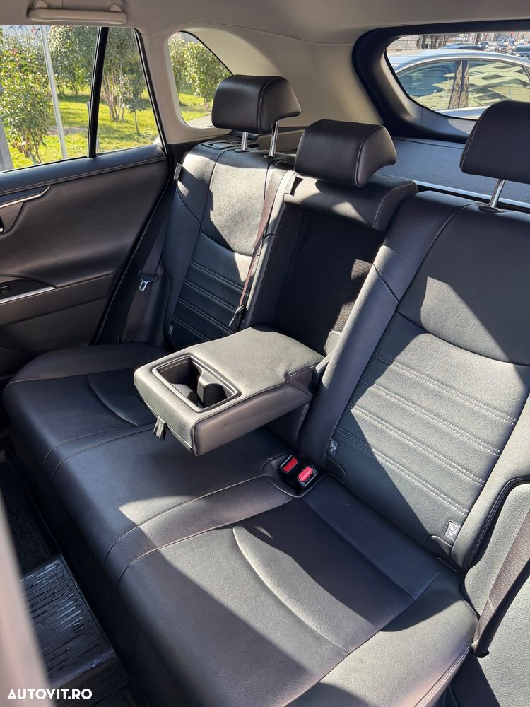 Toyota RAV4 2.5 VVT-iE 4x4 Luxury - 15