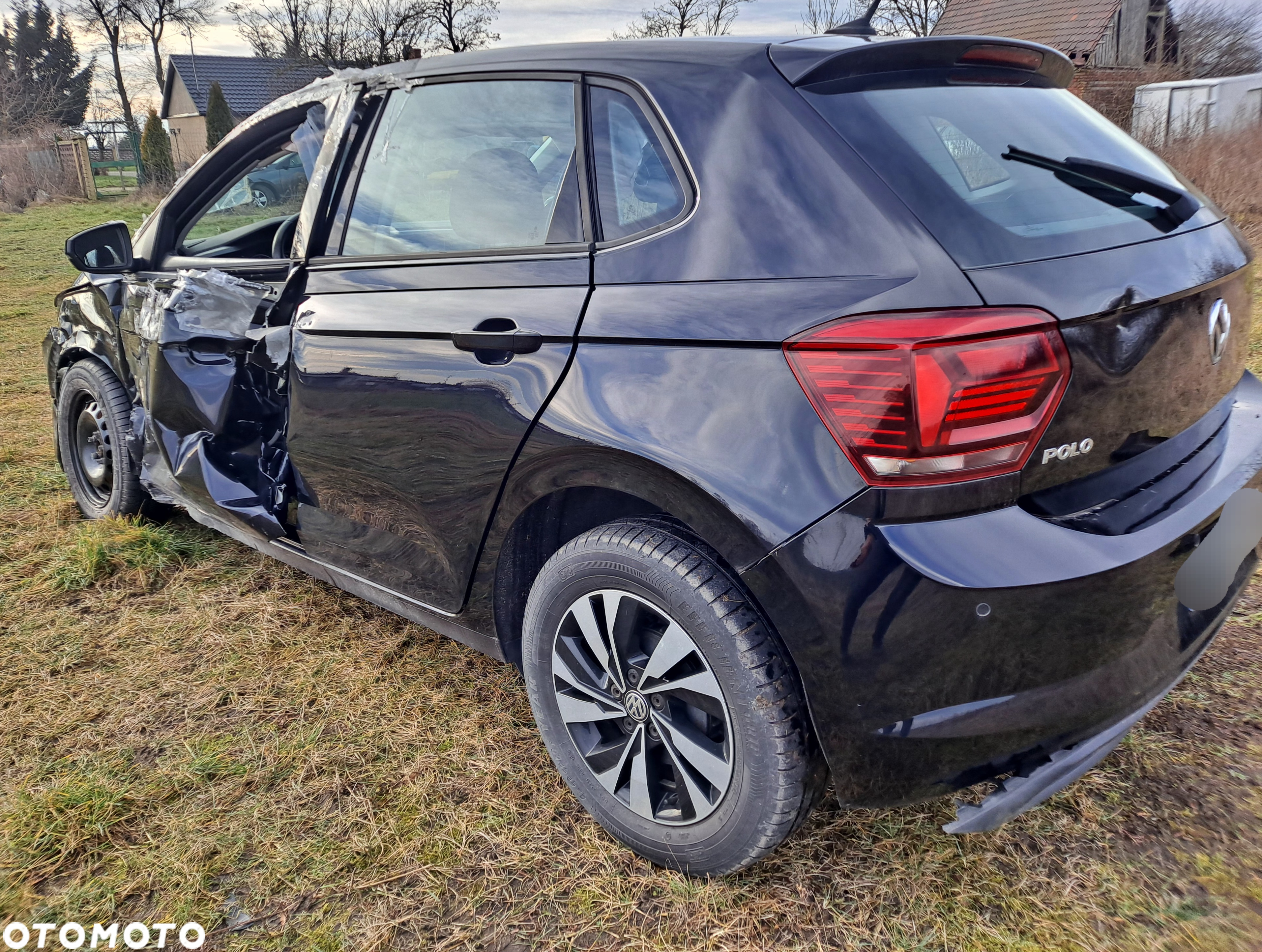 Volkswagen Polo 1.6 TDI SCR Comfortline - 4