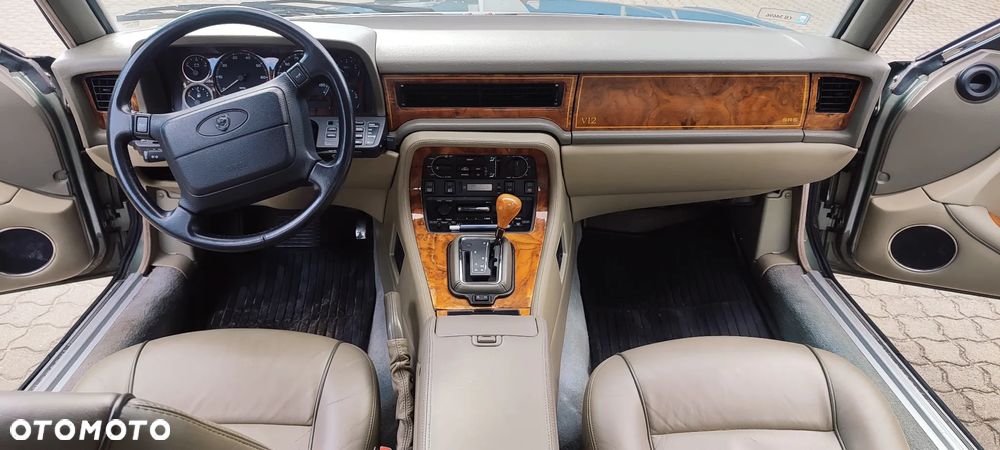 Jaguar XJ XJ12 6.0 - 11