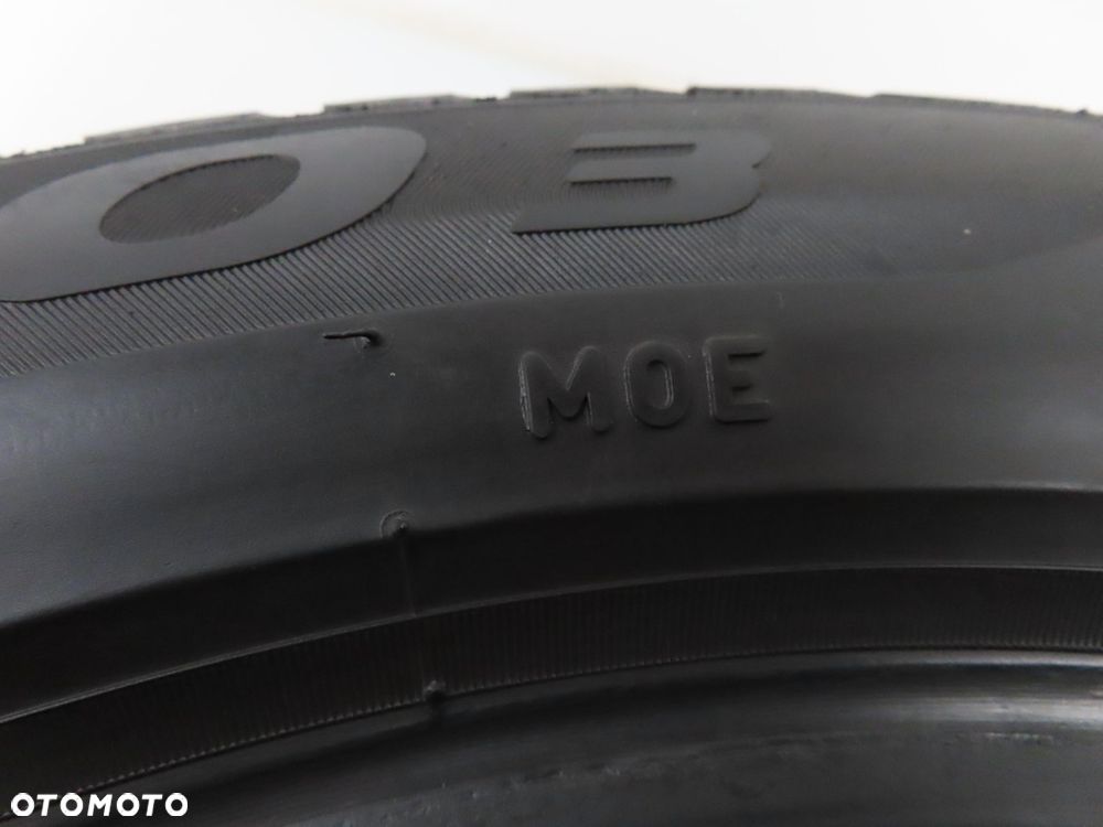 245/45R18 OPONA ZIMOWA Pirelli Winter SottoZero 3 100V XL Run Flat MOE *BMW - 5