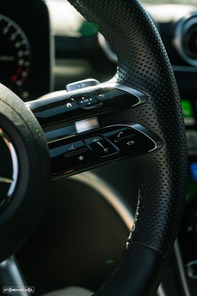 Mercedes-Benz C 300 e AMG Line - 20