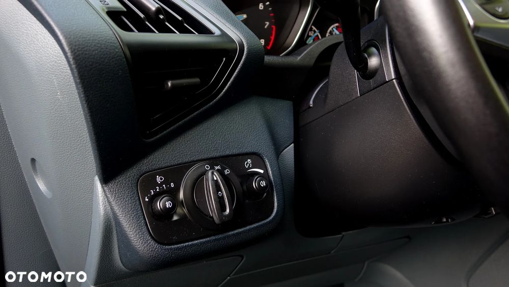 Ford Grand C-MAX - 3