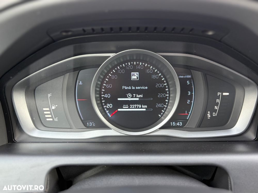 Volvo XC 60 D4AWD Momentum - 13
