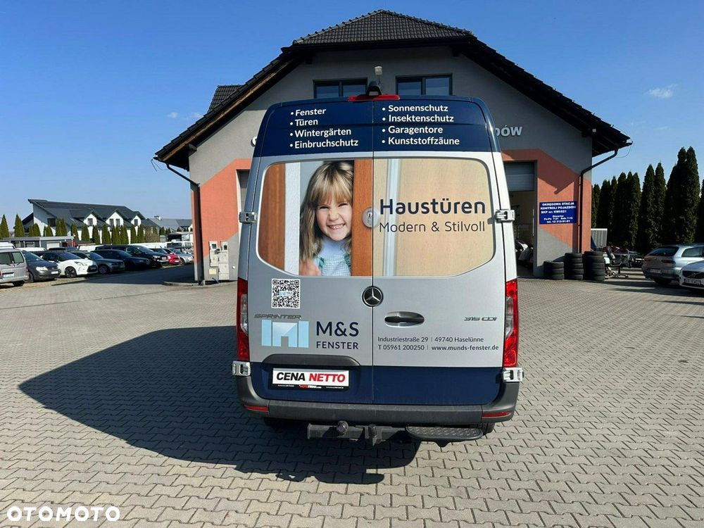 Mercedes-Benz Sprinter - 5