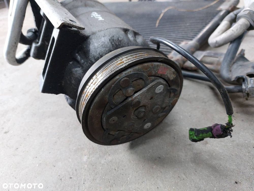KOMPLETNA KLIMATYZACJA CHŁODNICA + PRZEWODY + KOMPRESOR PASSAT B5 1.8 20V - 3