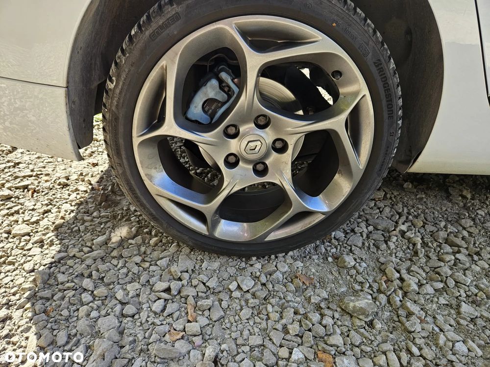 Renault Megane TCe 180 GT - 14