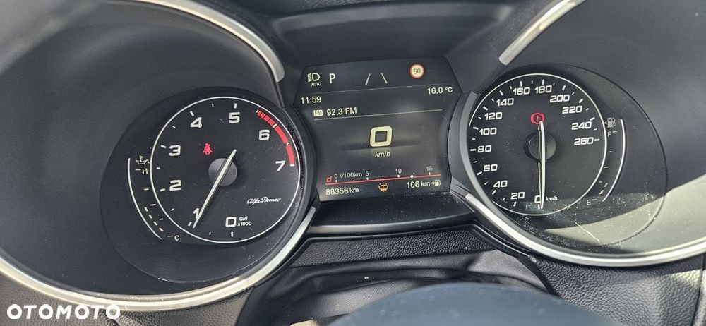 Alfa Romeo Stelvio 2.0 Turbo Veloce Q4 - 14