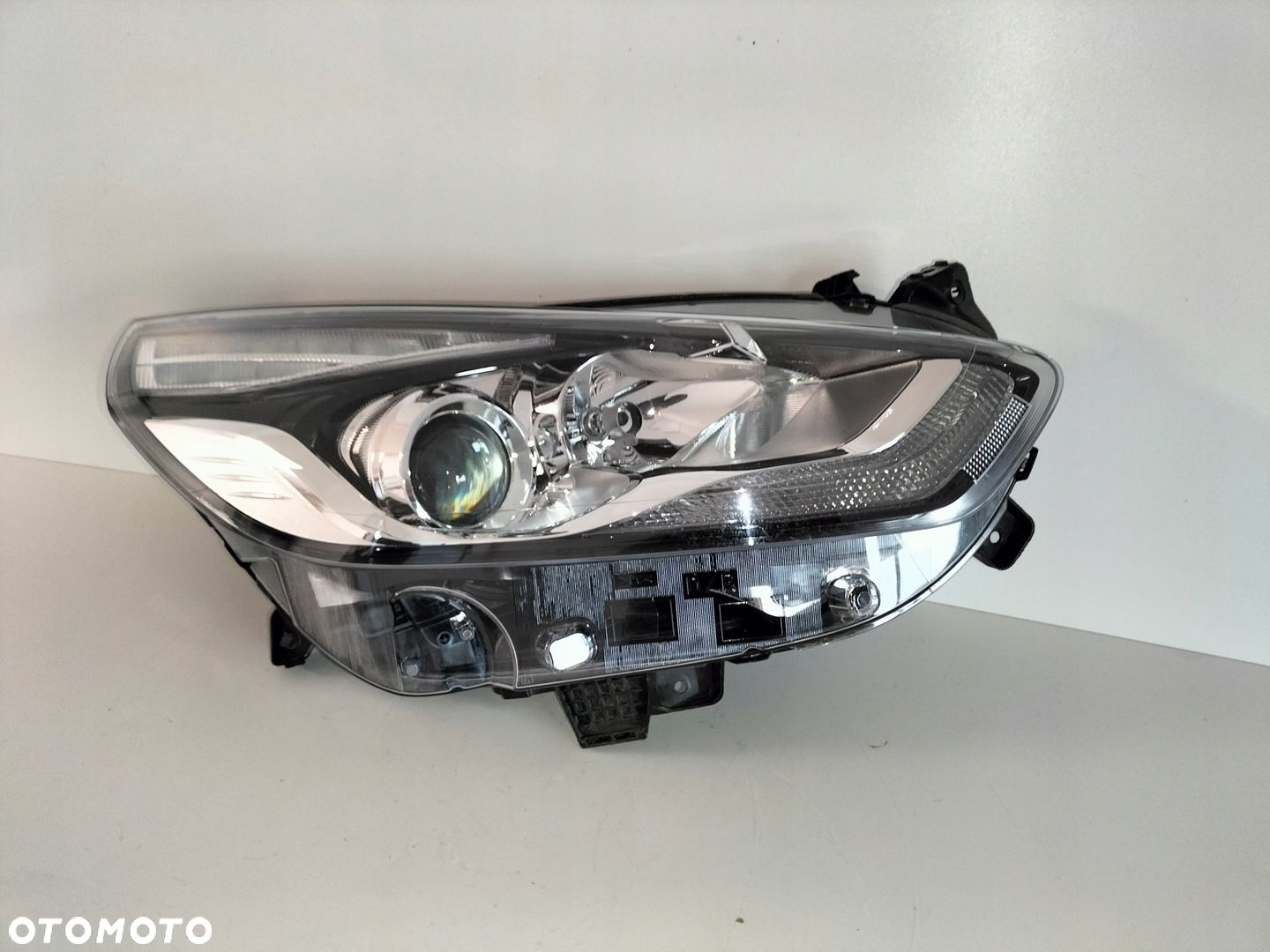 Lampa przednia przód reflektor prawa FORD S-MAX SMAX MK2 15- - 2