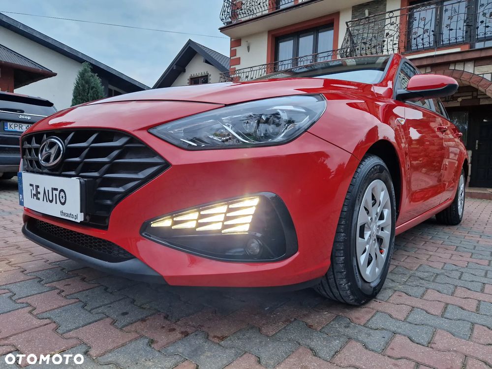 Hyundai i30 1.5 DPI Classic + - 3