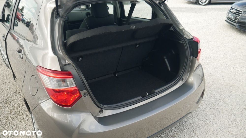 Toyota Yaris - 23