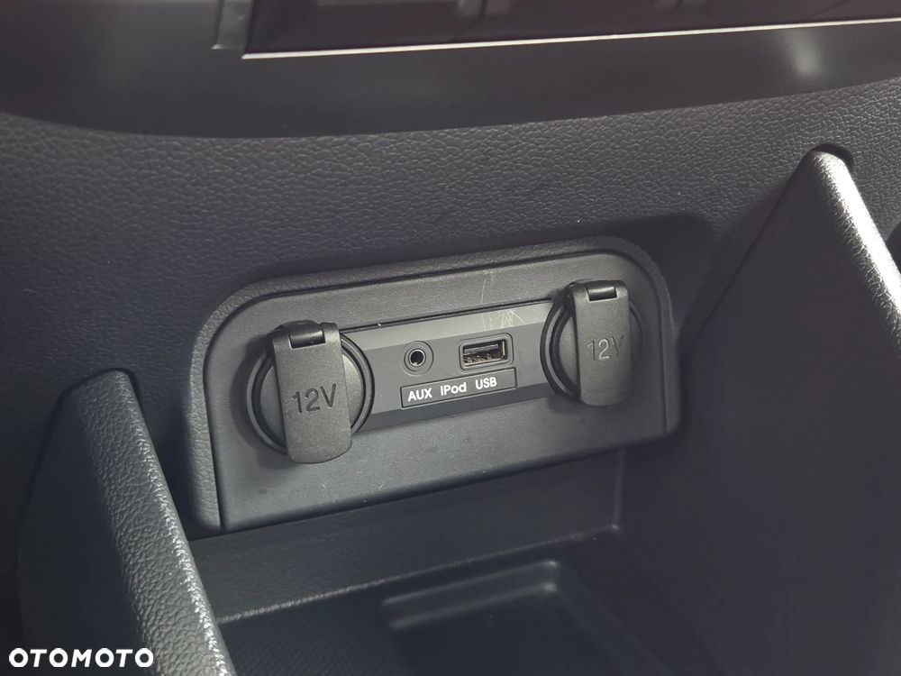 Kia Rio - 10