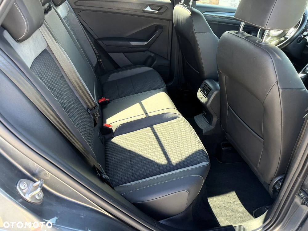 Volkswagen T-Roc 2.0 TSI 4Motion R-Line DSG - 11