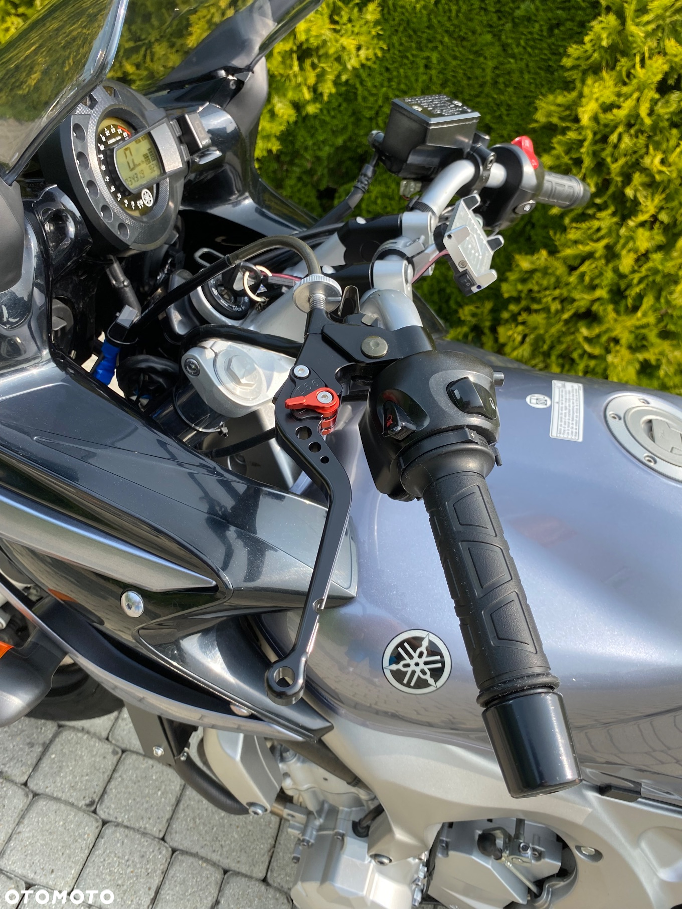 Yamaha FZ6 - 13