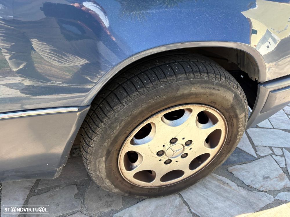 Mercedes-Benz W124 (1984-1997) 250 TD - 18