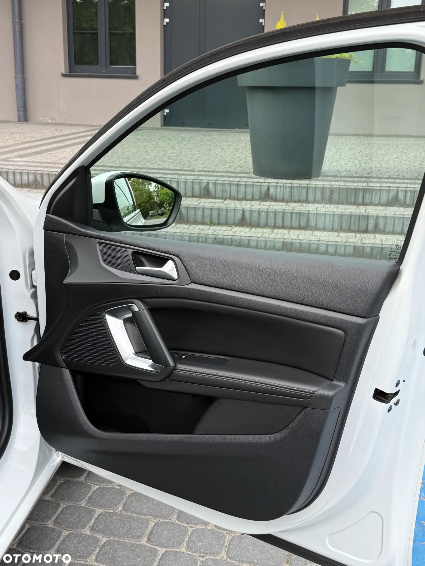 Peugeot 308 1.2 PureTech Allure S&S - 11