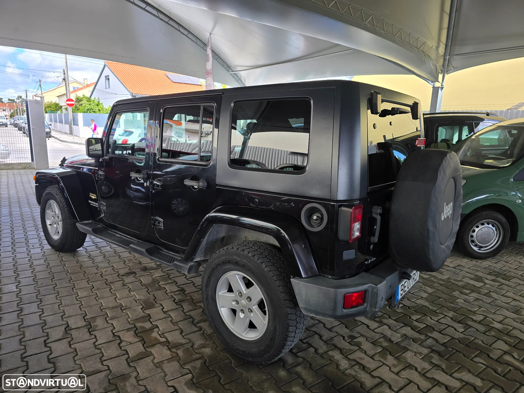 Jeep Wrangler Unlimited 2.8 CRD DPF Auto Rubicon - 2