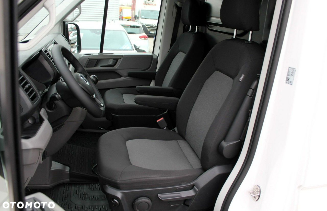 Volkswagen Crafter - 12