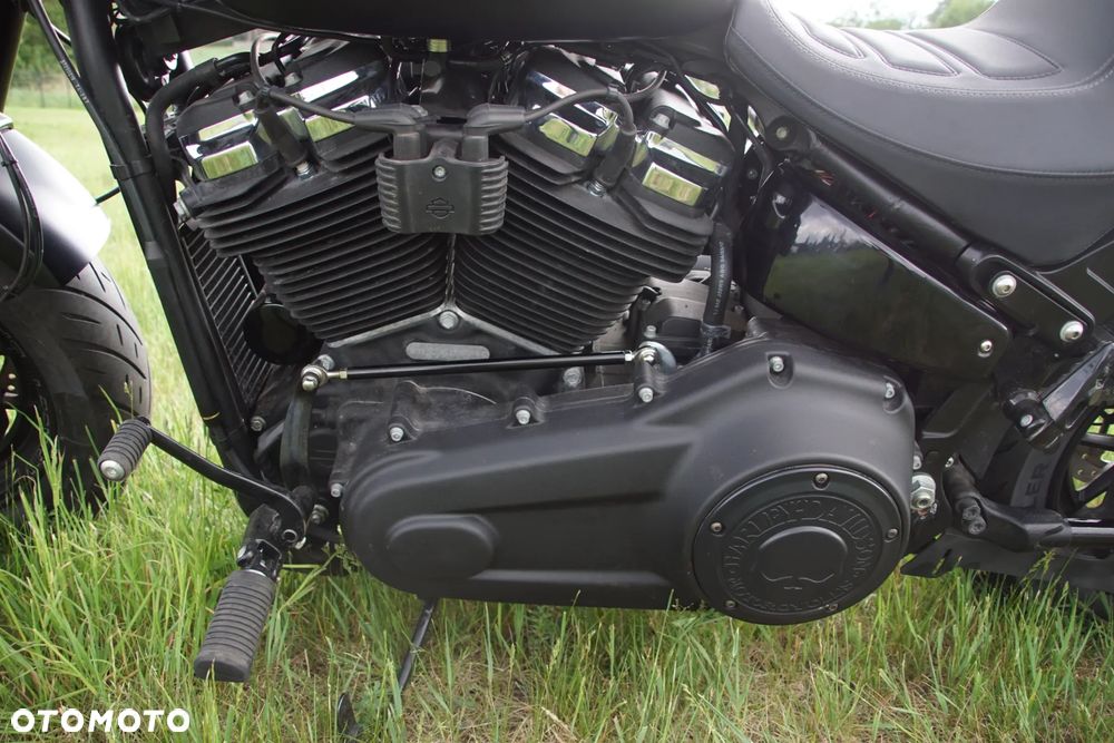 Harley-Davidson Dyna Fat Bob - 22