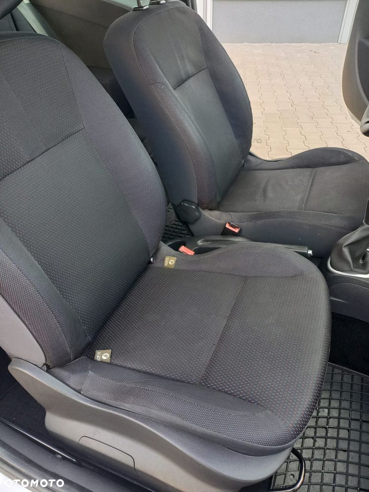 Renault Clio - 29