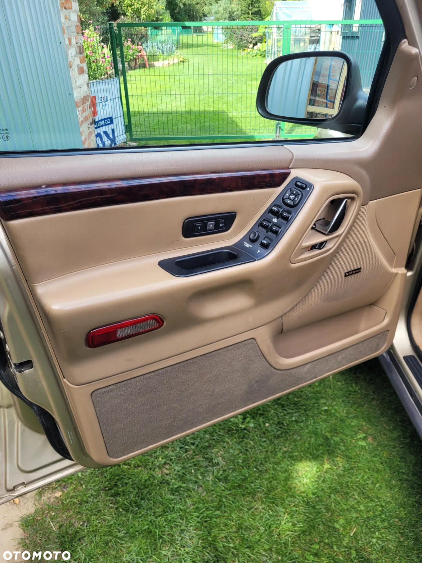 Jeep Grand Cherokee 4.7 Limited - 18