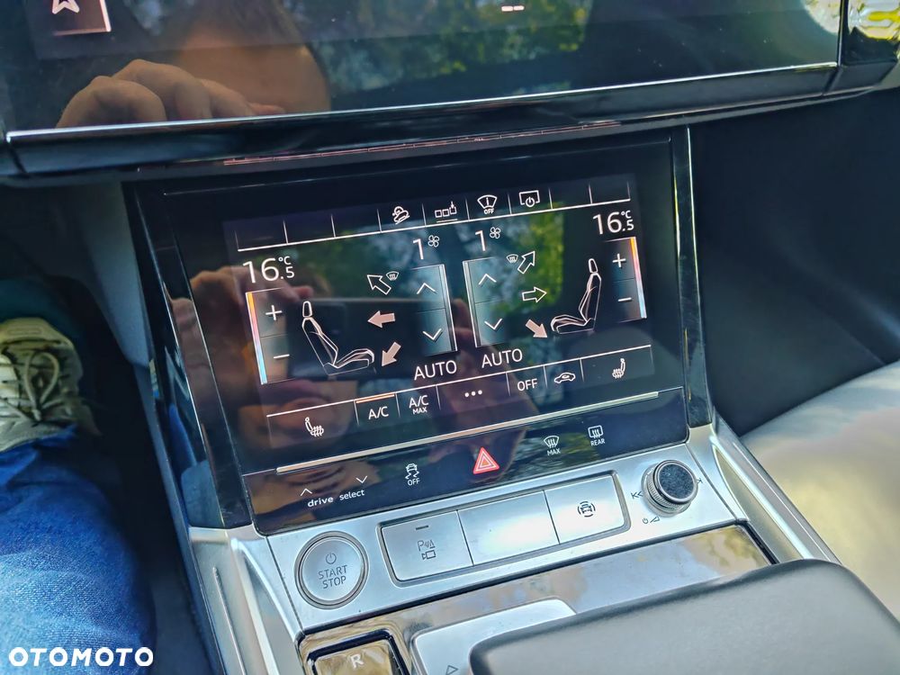 Audi e-tron 50 Quattro S Line - 35