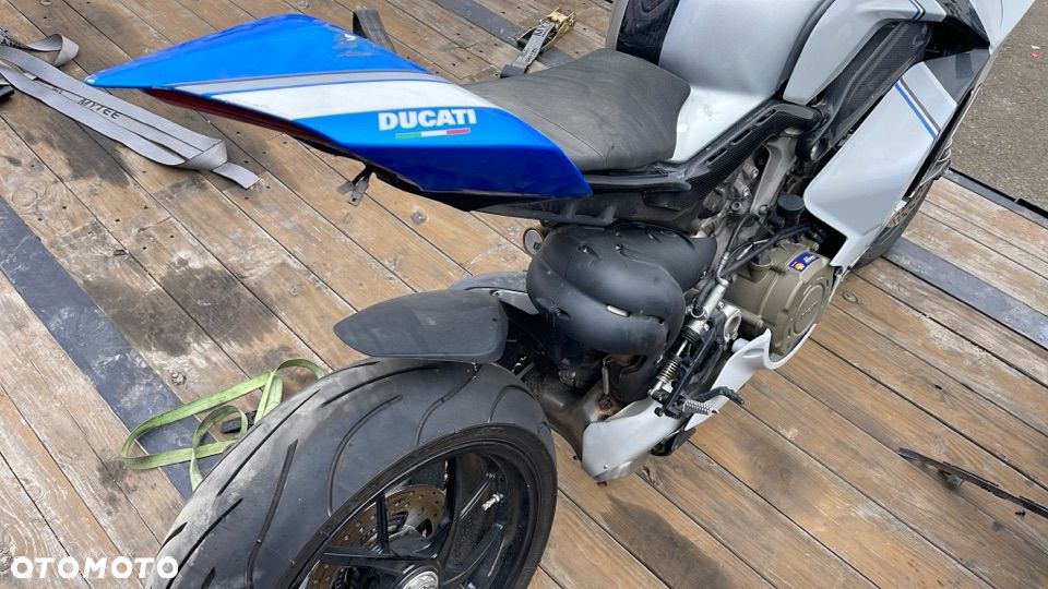 Ducati Panigale V4S - 3