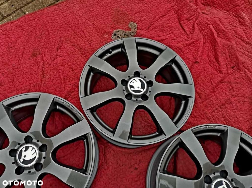 KOŁA lato 17' SKODA Superb KAROQ VW Passat T-Roc  - ET35 - 5x112 - 215/55/17 - j.NOWE - 5