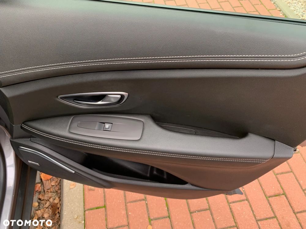 Renault Scenic ENERGY dCi 110 EDC BOSE EDITION - 11
