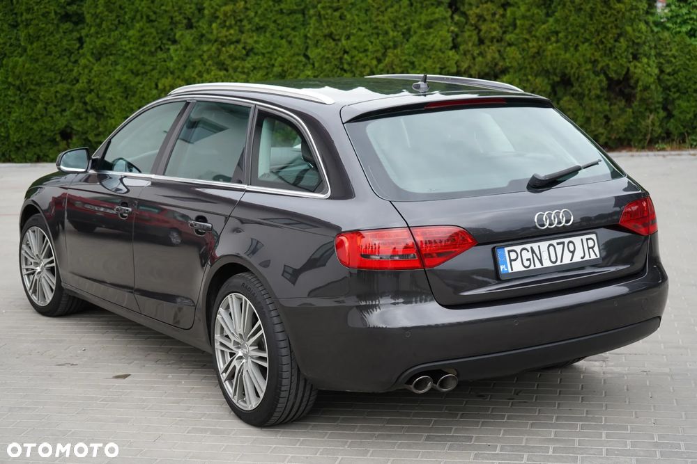 Audi A4 Avant 2.0 TDI DPF Ambiente - 9