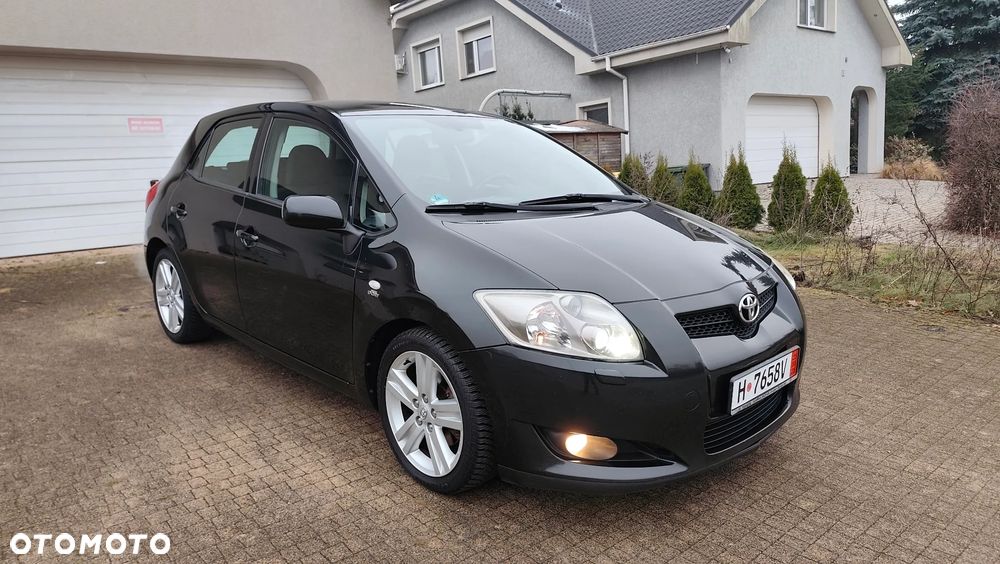 Toyota Auris 2.2 D-4D D-CAT - 39