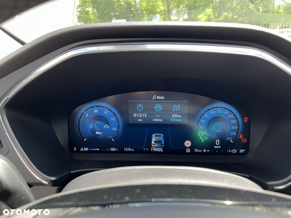 Ford Kuga - 16