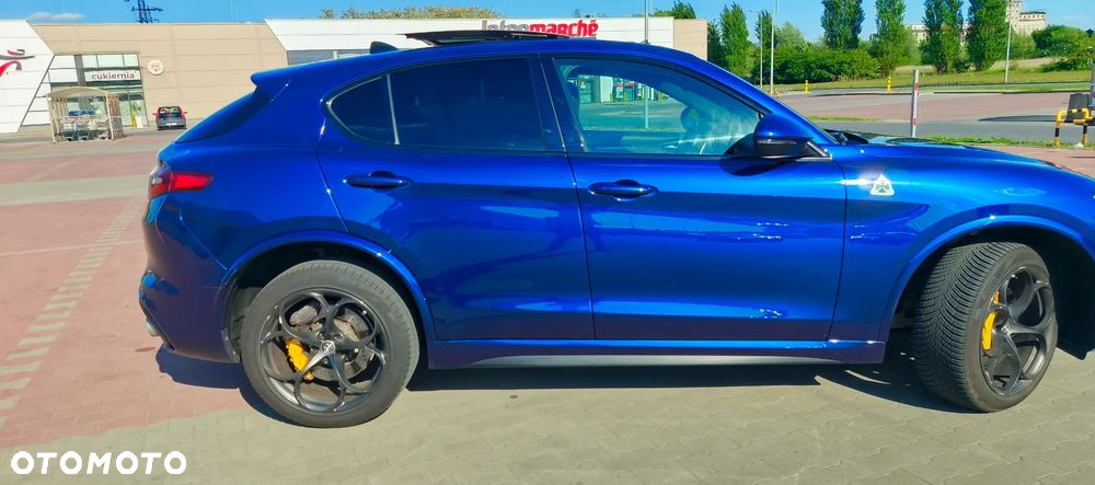 Alfa Romeo Stelvio V6 2.9 Bi-Turbo AT8-Q4 Quadrifoglio