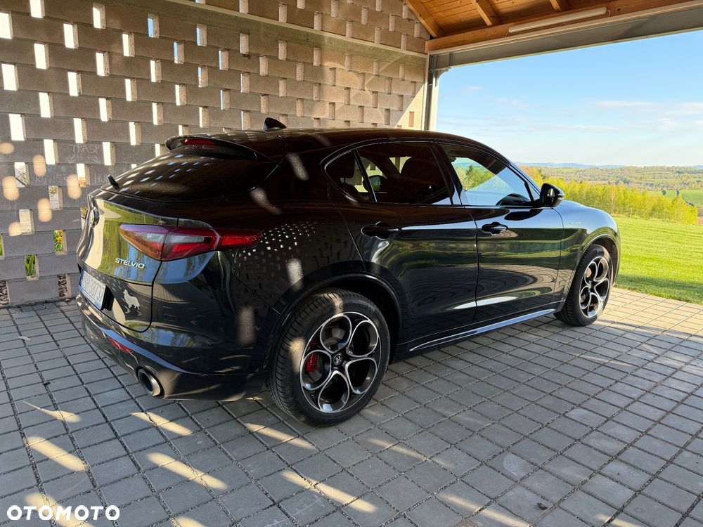 Alfa Romeo Stelvio 2.0 Turbo Veloce Q4 - 4