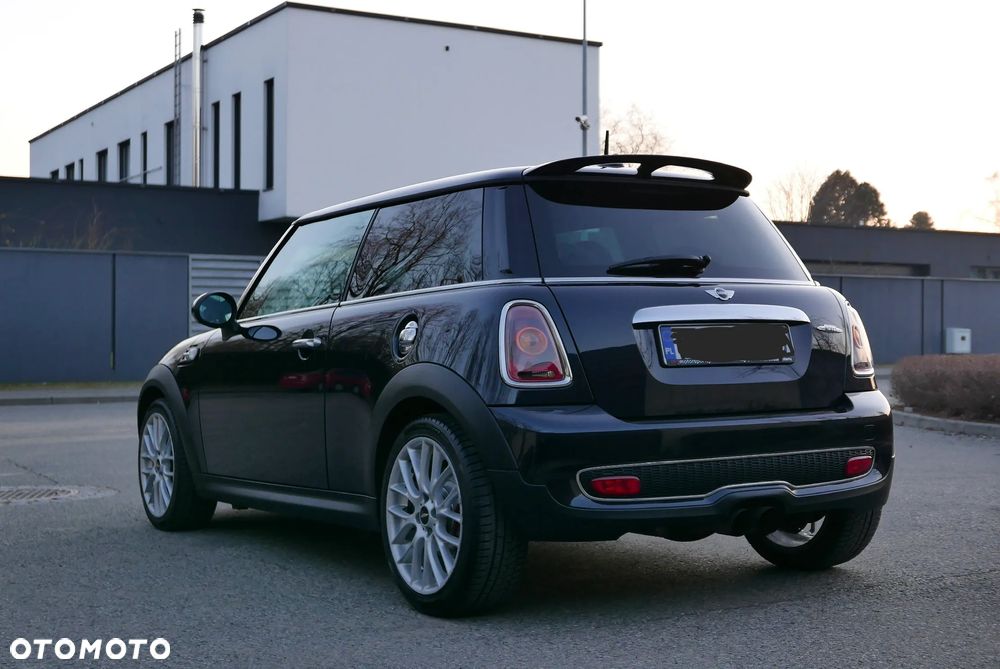 MINI John Cooper Works - 3