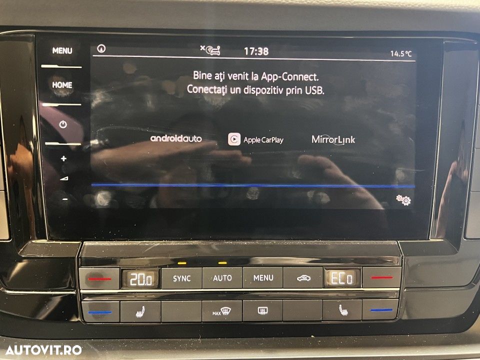 Volkswagen Touareg - 17